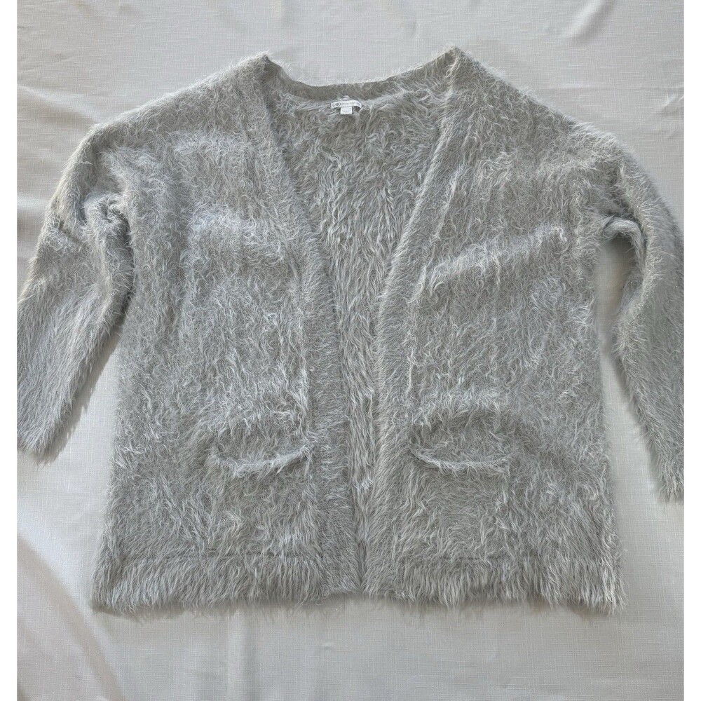 Cato Women’s Fuzzy Grey Cardigan With 2 Front Pockets Size 22/24W